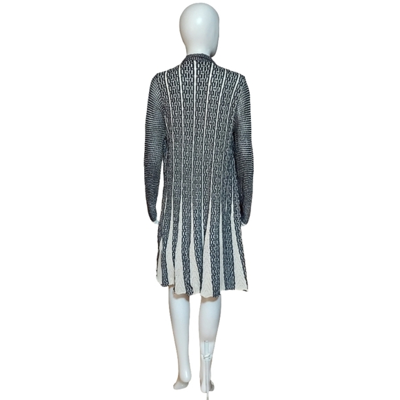 Nic + Zoe Pleated Flare Hem Longline Open Linen Blend Cardigan - Picture 6 of 13